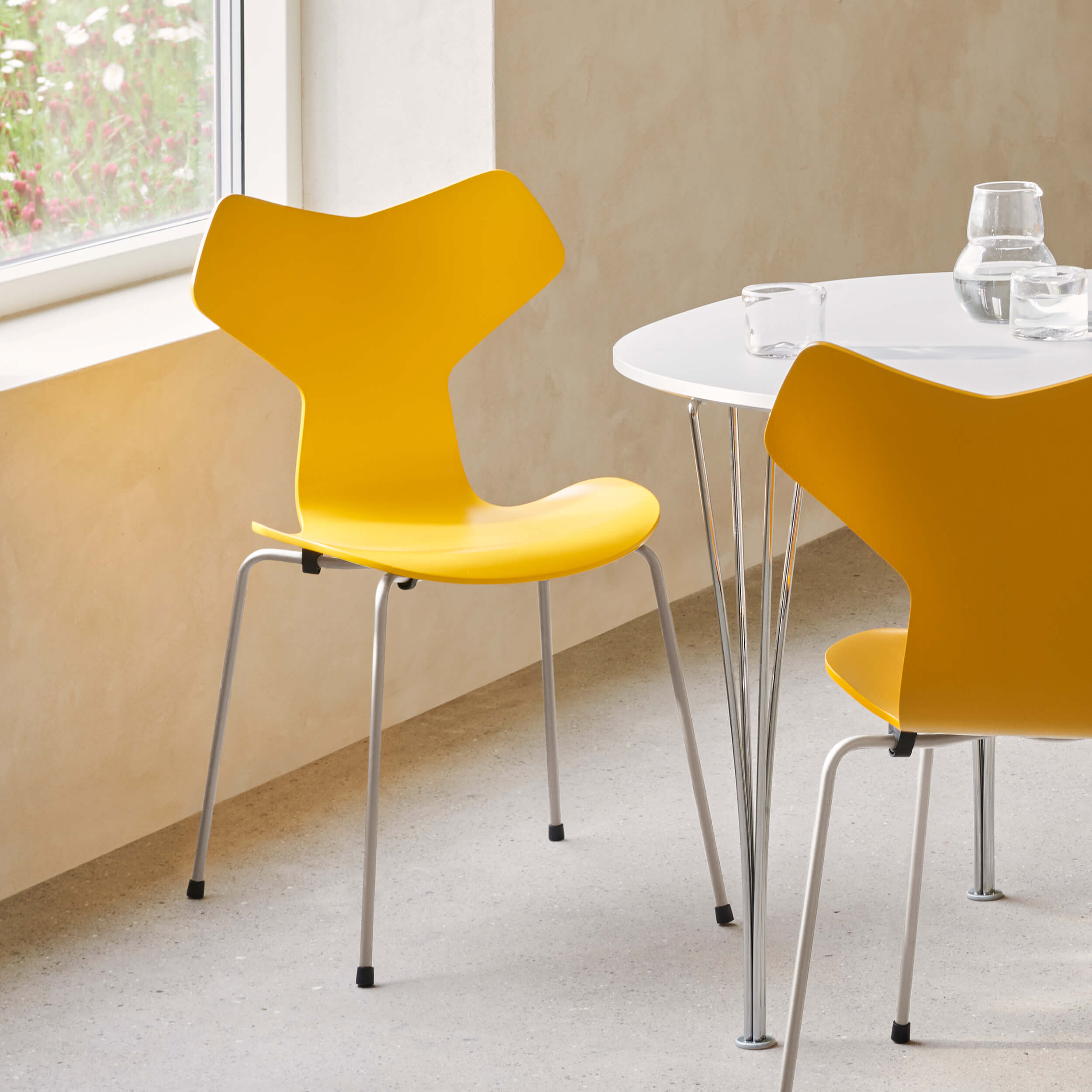 Chairs - Premium chairs of the highest quality - Fritz Hansen