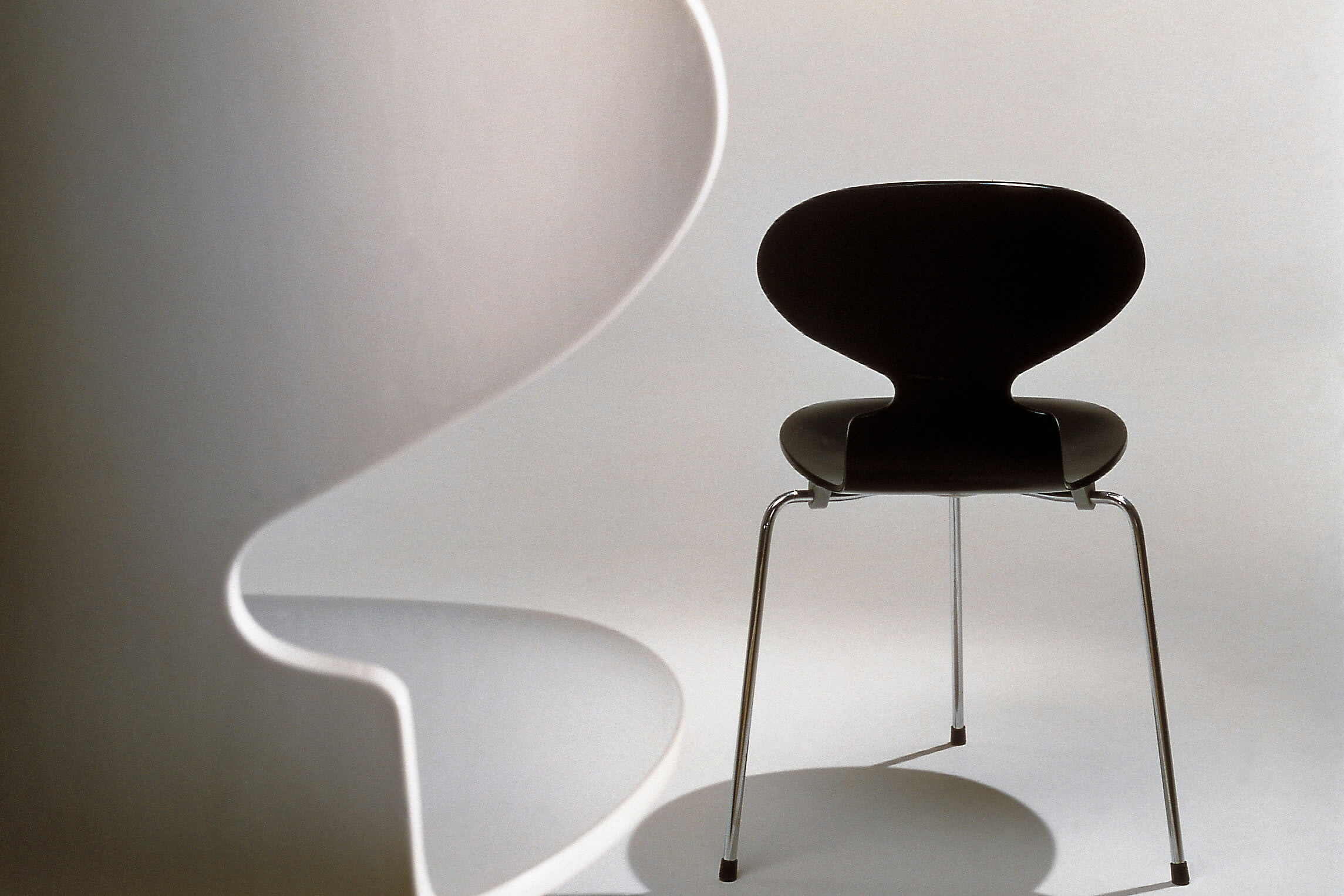 ARNE JACOBSEN　アルネ・ヤコブセン アルネ・ヤコブセン